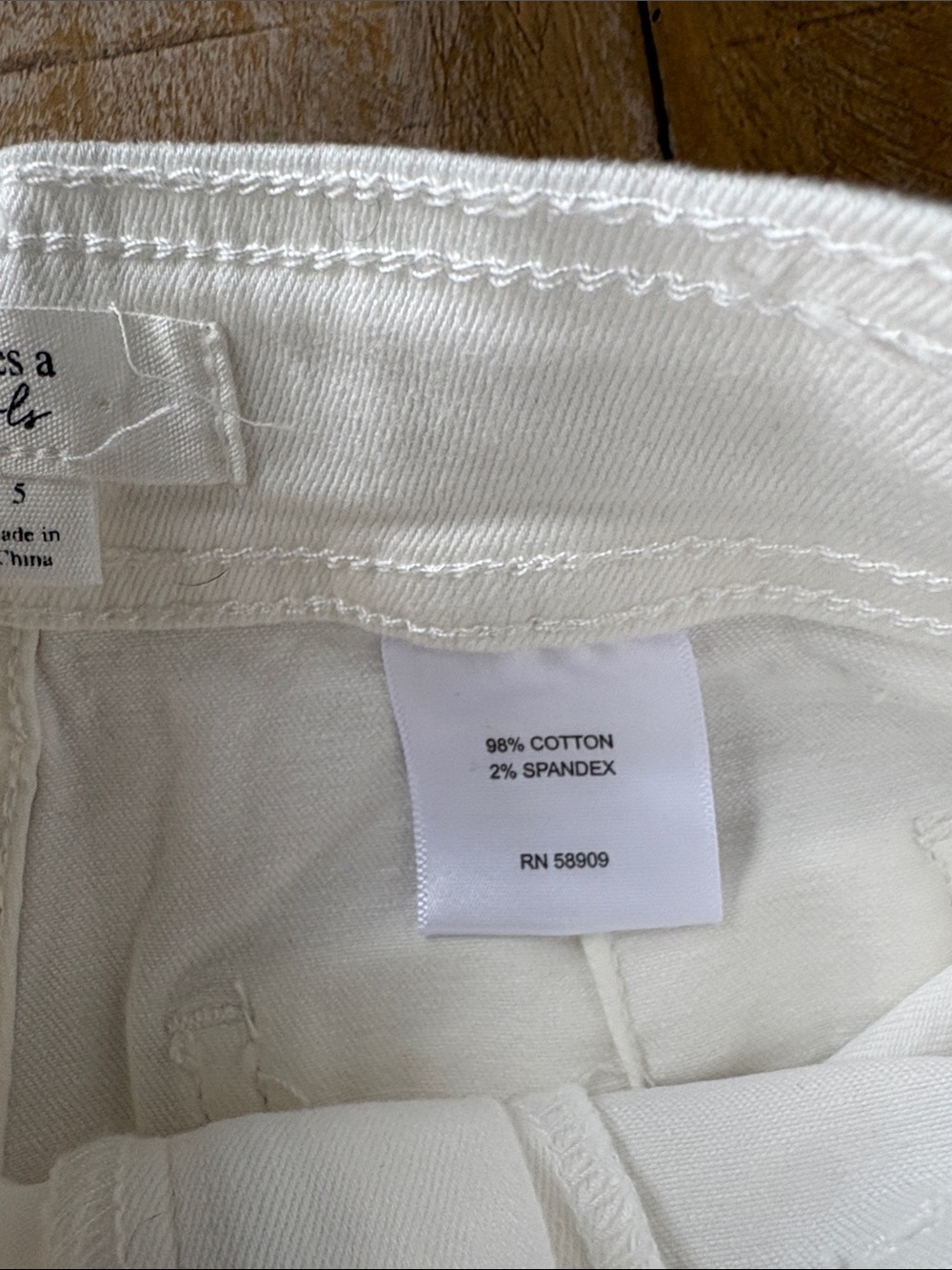 NWT A Loves A Girls White Wide-Leg Jeans 5t - Picture 4 of 6